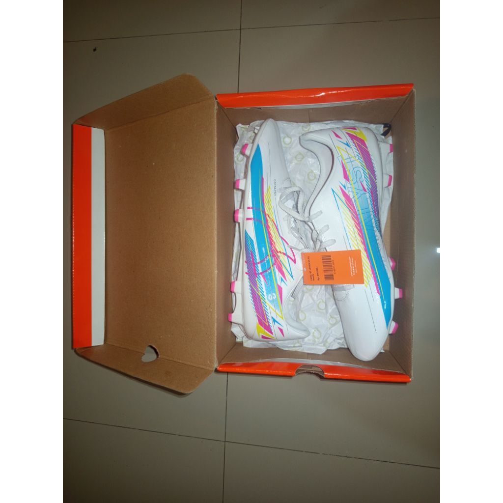 Sepatu bola ortus catalyst legion V6