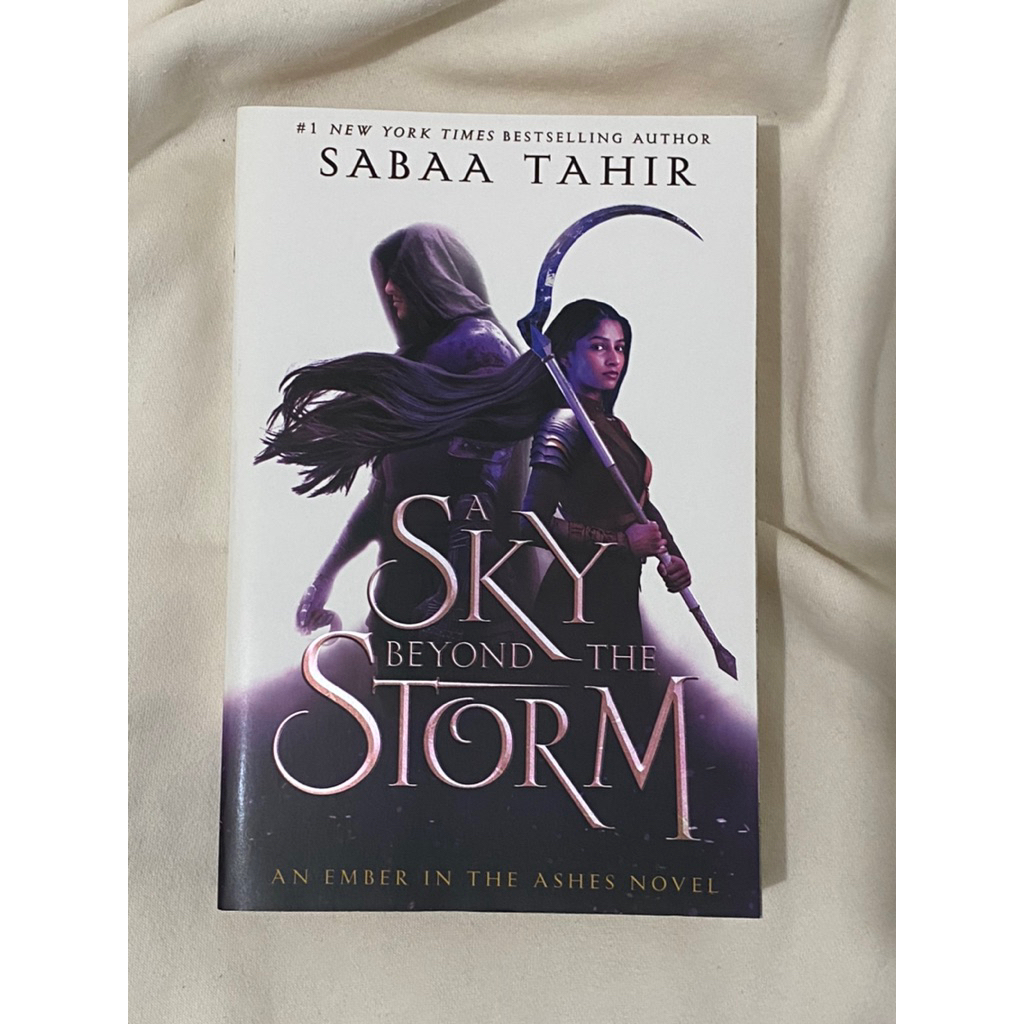 A Sky Beyond the Storm - Sabaa Tahir