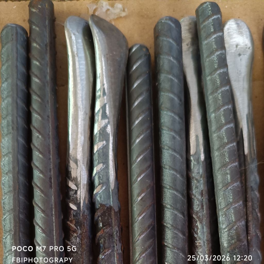 Cungkil ban motor besi ulir 10mm