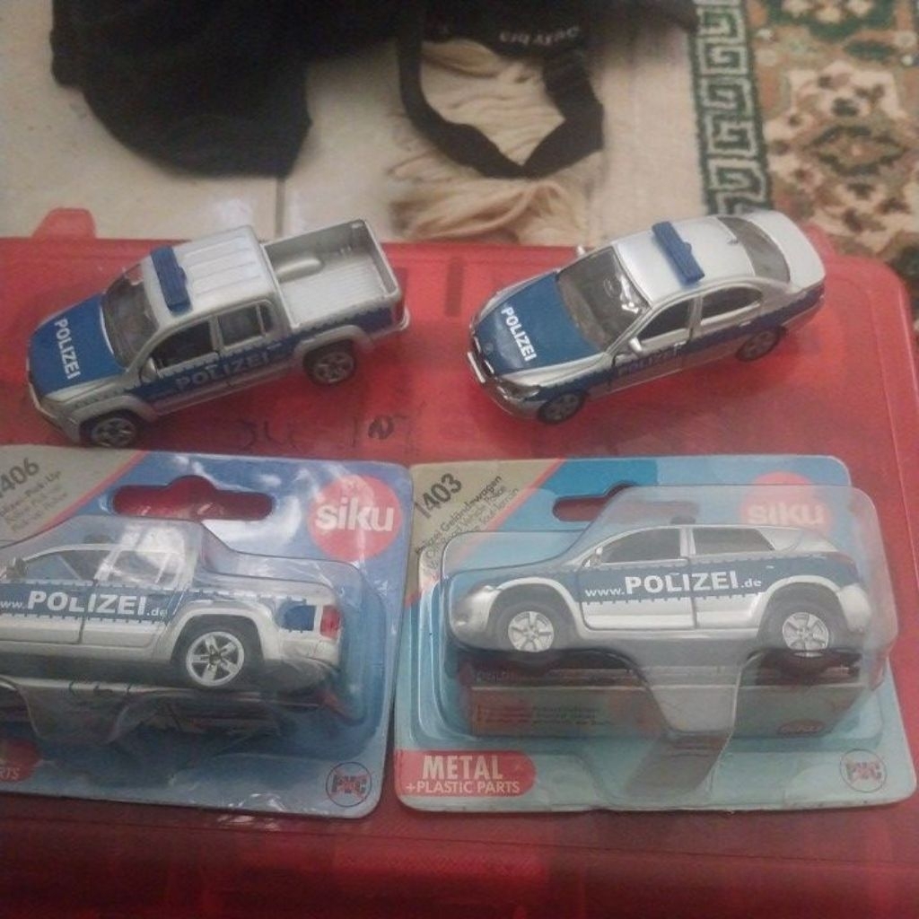 diecast merk siku