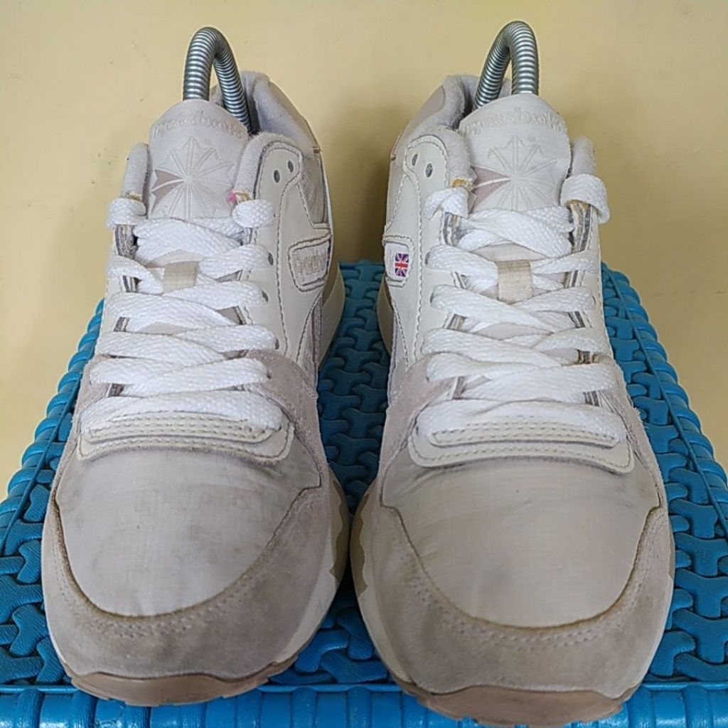 Sepatu Second Reebok GL6000 Size 39 Insole 25 cm