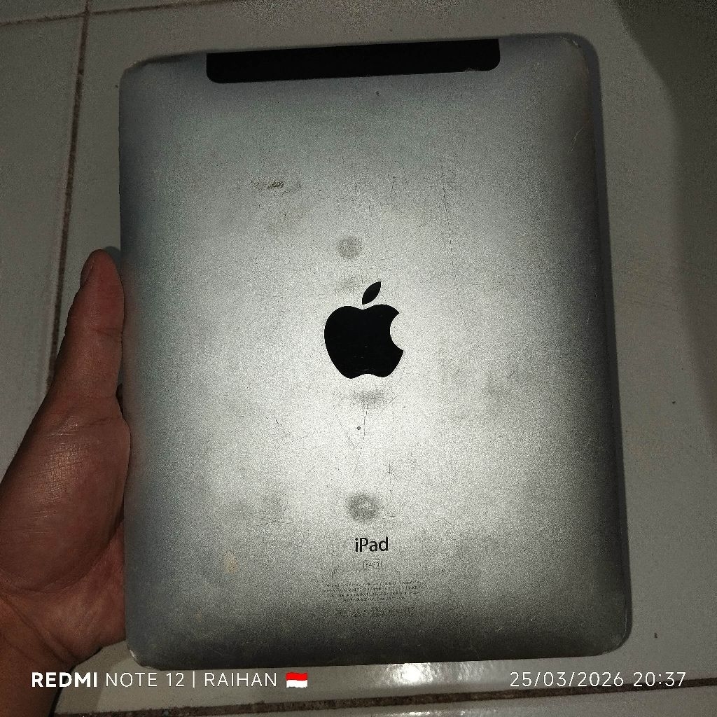 Backdoor Apple IPad Gen 1/A-1337 [Silver]