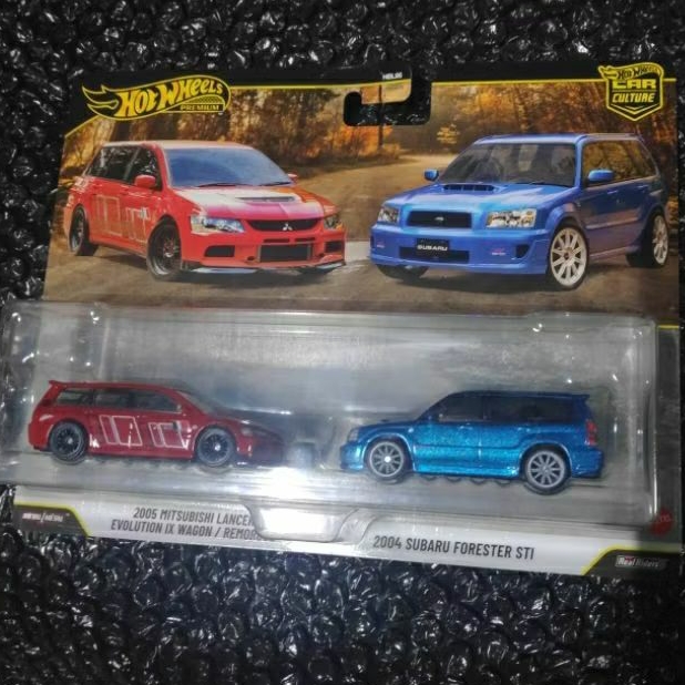 hot wheels 2 pack 2005 Mitsubishi Lancer Evolution IX wagon dan 2004 Subaru forester STI ban karet c
