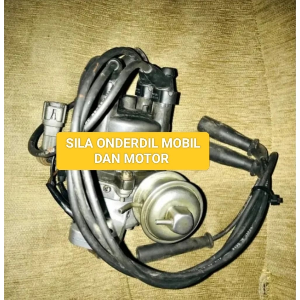 delco pengapian Suzuki carry Futura barang yang berang asli original copotan masih bagus normal