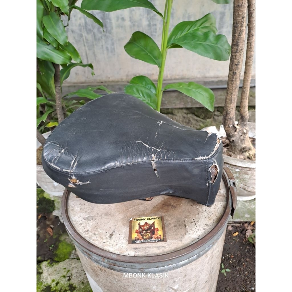 jok depan vespa super sprint bajaj ORIGINAL jok vespa super sprint bajaj jok vespa sprint jok vespa 