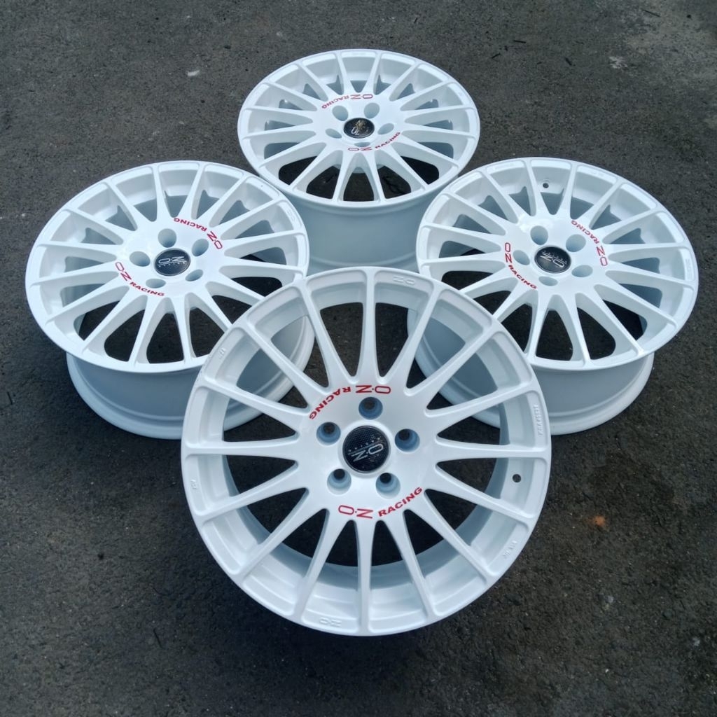 Velg OZ Racing Superturismo WRC R17 PCD 5x114.3 Lebar 7.5 ET 41 Original Italy White Race Velg Mobil