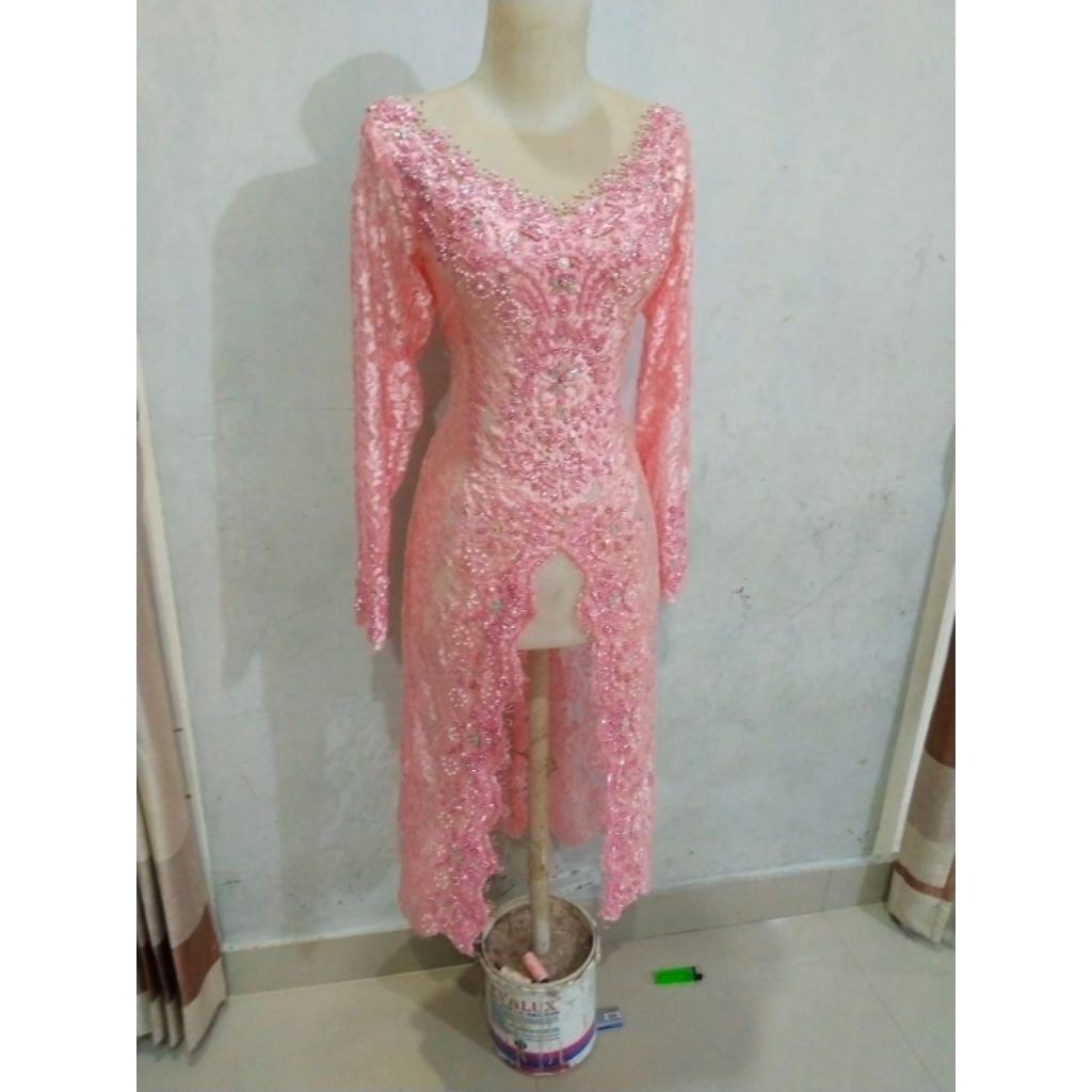 kebaya pengantin Batak tradisional