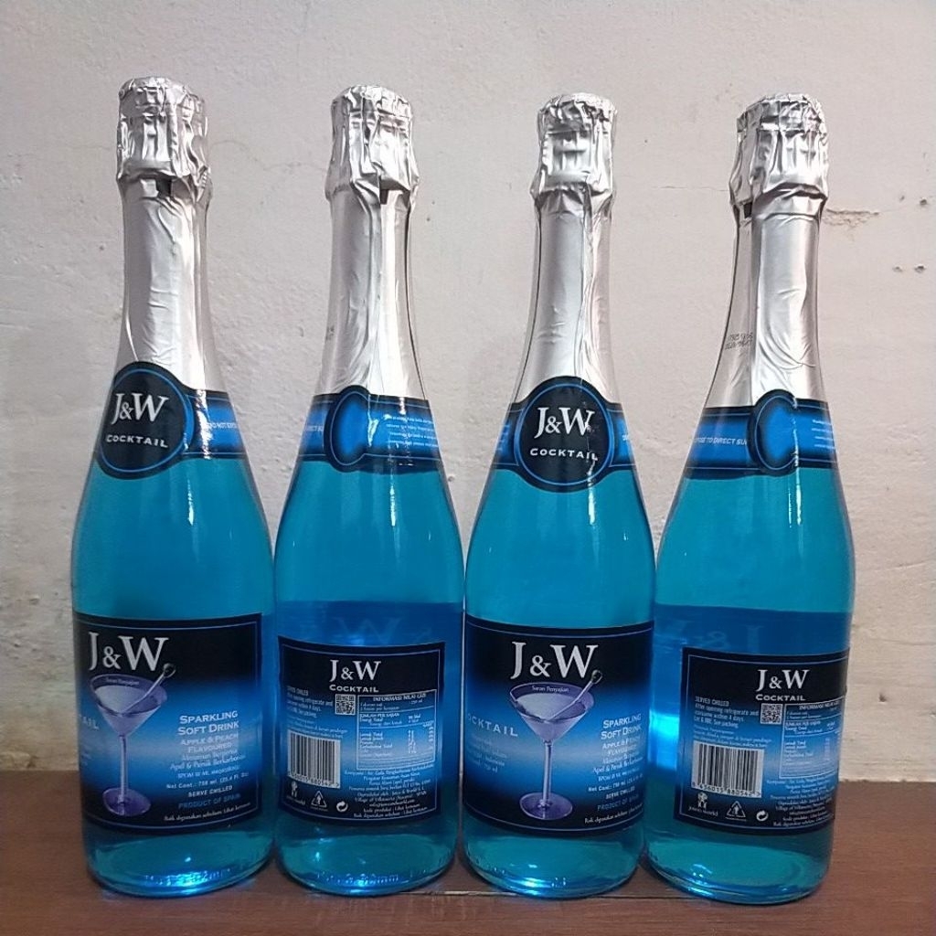 J&W Cocktail Sparkling Soft Drink Rasa Apel & Peach 750 ml Produk dari Spanyol Minuman Segar dan Men