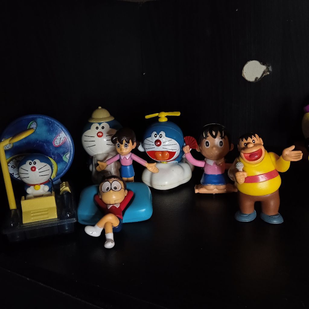 Preloved Doraemon dan kawan-kawan McDonald