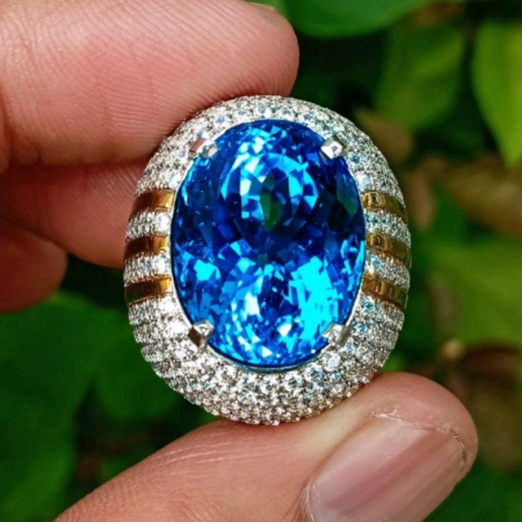 Blue Topaz Natural 24.50 ct Blue Elektrik Excellent Color Minor Inclusion VVS Ring Perak Handmade