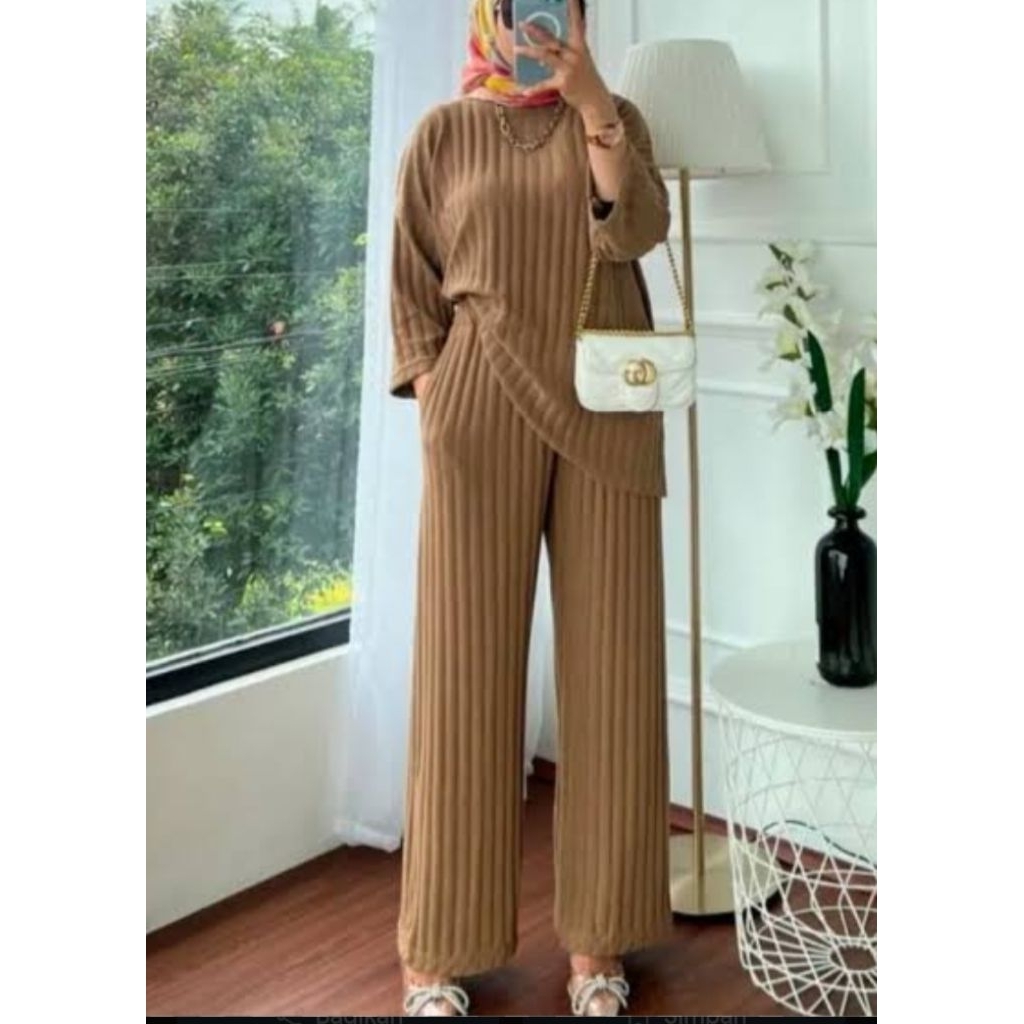 Setelan Wanita Knit Hornet Jumbo - Bahan Tebal & Adem, Nyaman Dipakai Sehari-hari