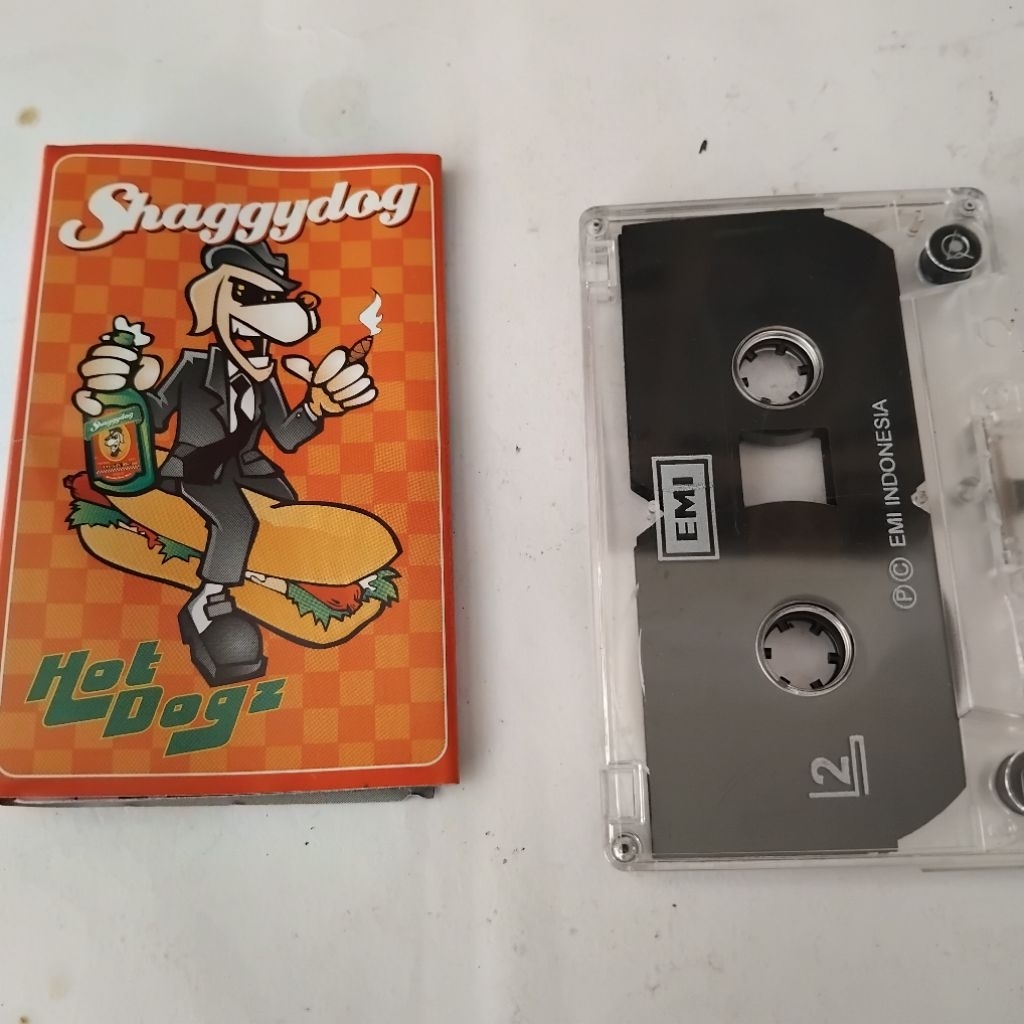 Kaset Pita Band Shaggy dog Album Hot Dog