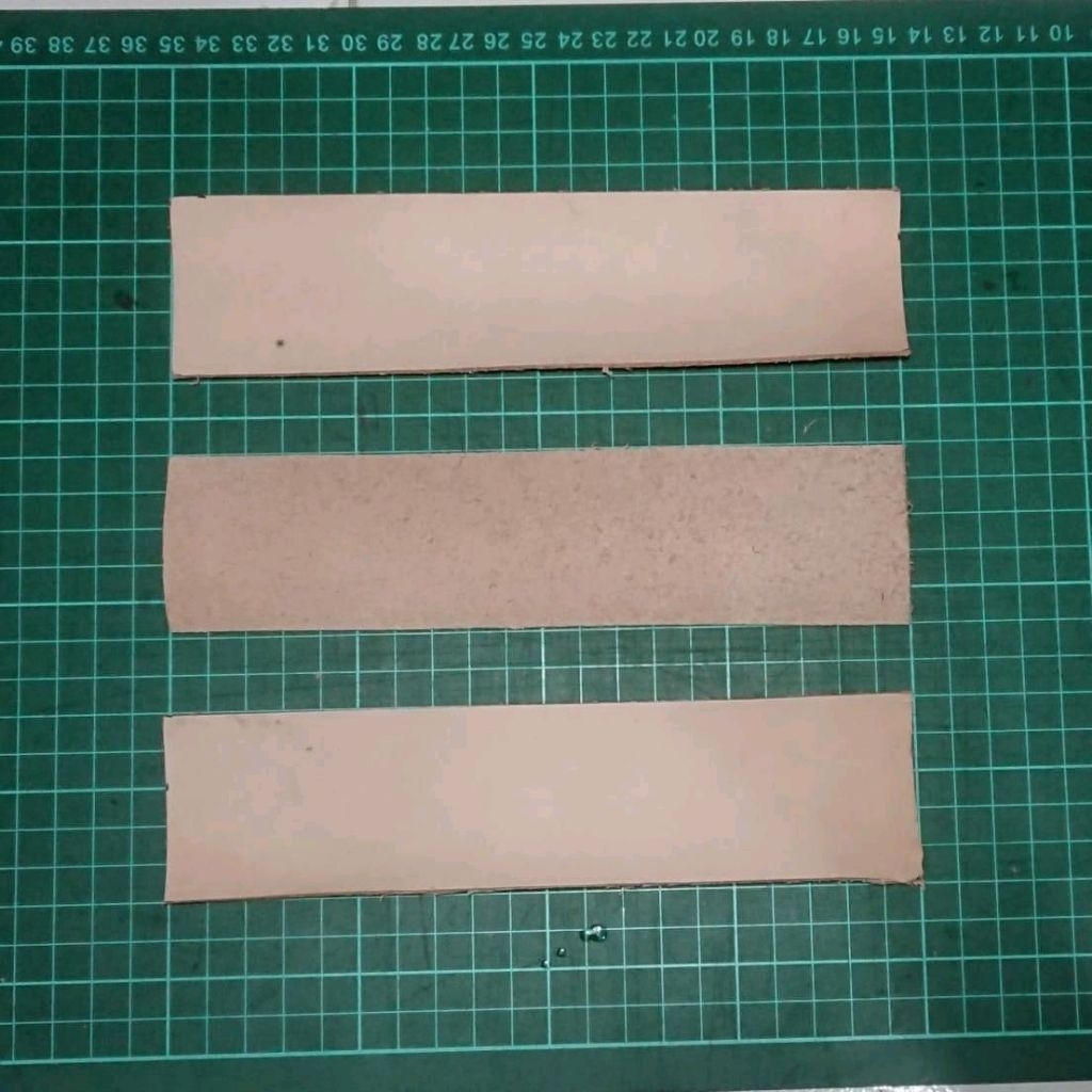 kulit sapi nabati tebal 2mm 3mm 4mm lebar 3,3cm 3,8cm panjang 20cm 40cm 60cm 80cm grade A/kulit sapi