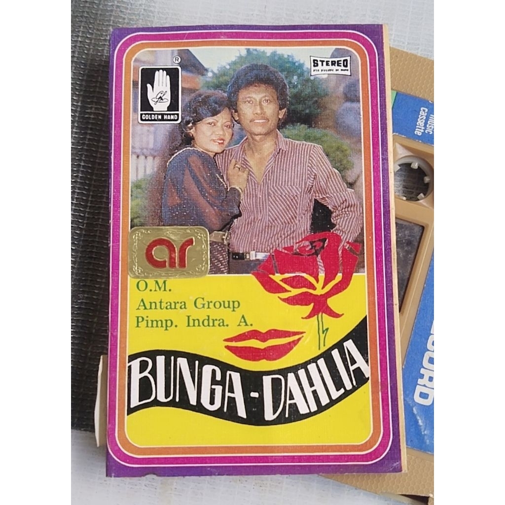 Kaset pita Ida LAILA dan Mus Mulyady - Bunga Dahlia