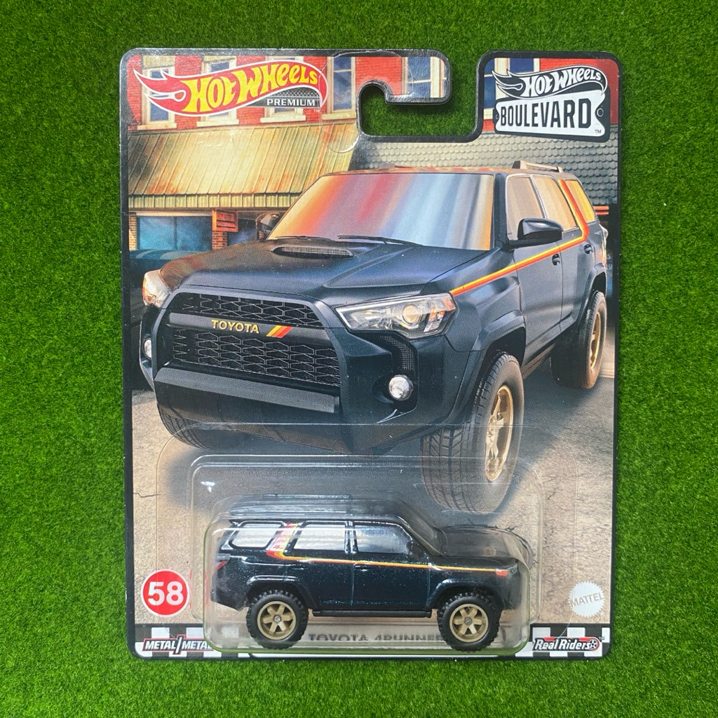 HCR18 Hot Wheels Premium Boulevard #58 Toyota 4Runner Black