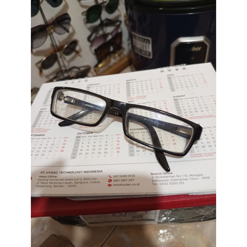 frame kacamata preloved Carrera