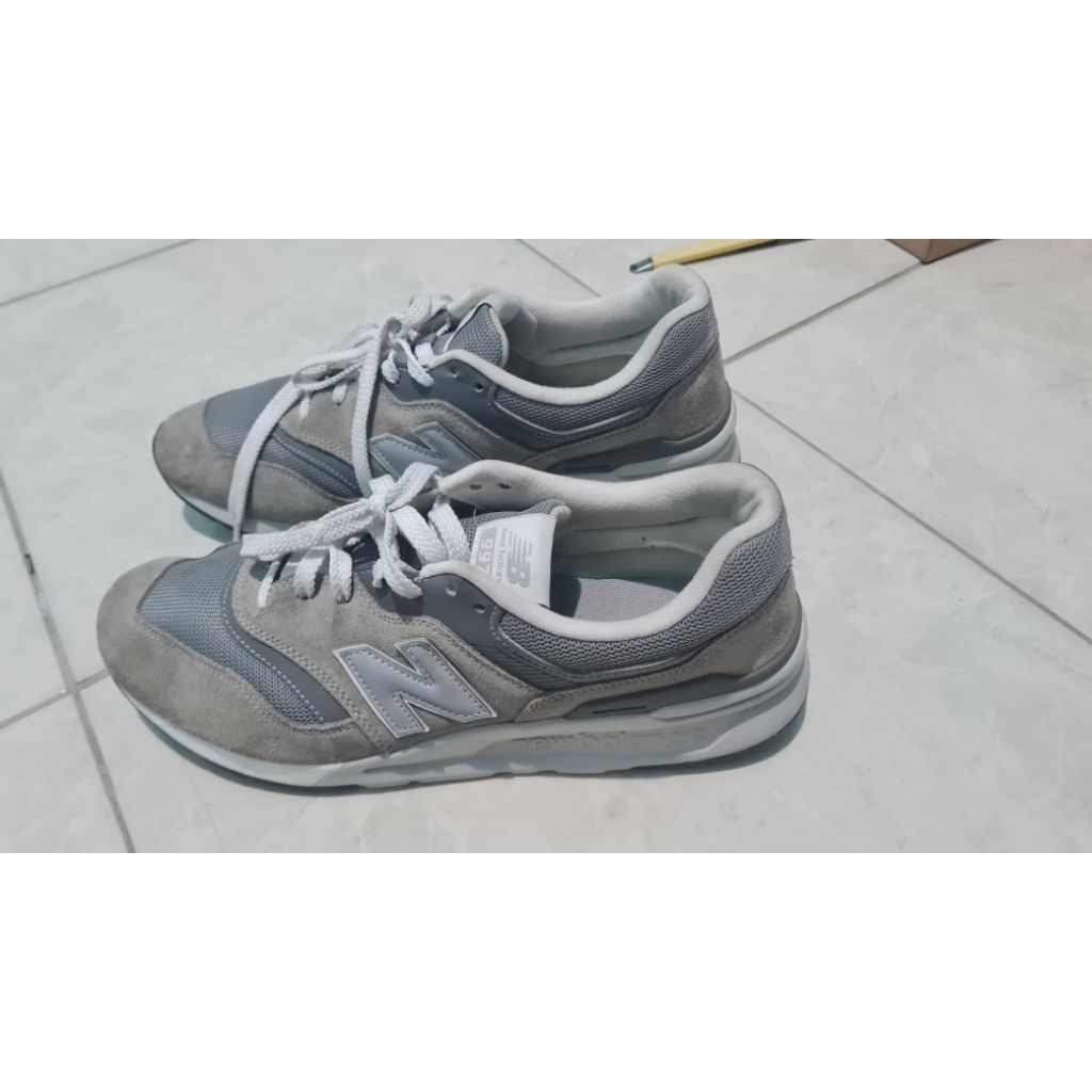 New Balance 997H size 45