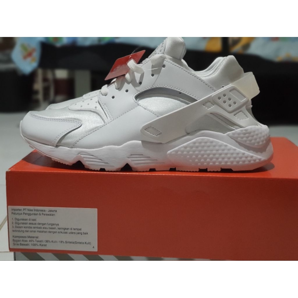 Size 45 - Nike Air Huarace Limited Edition