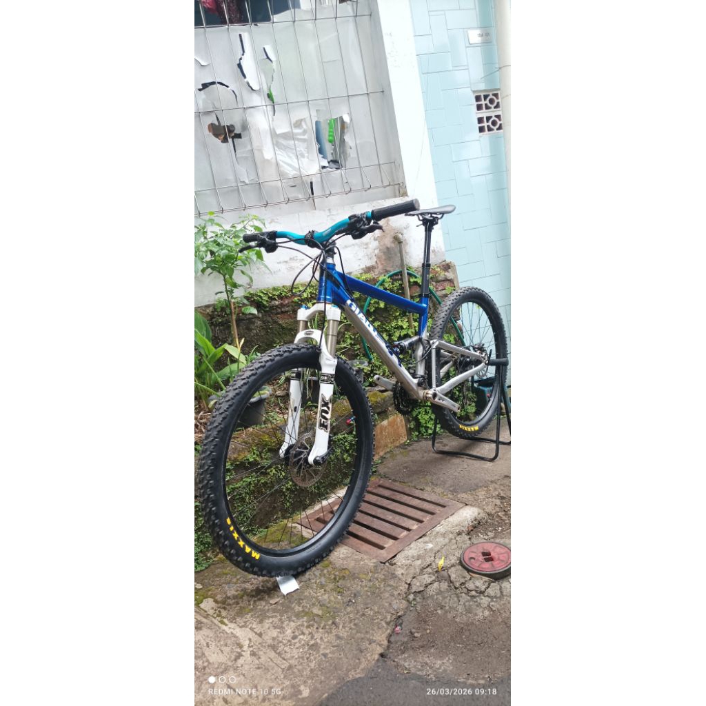 sepeda mtb giant anthem 1