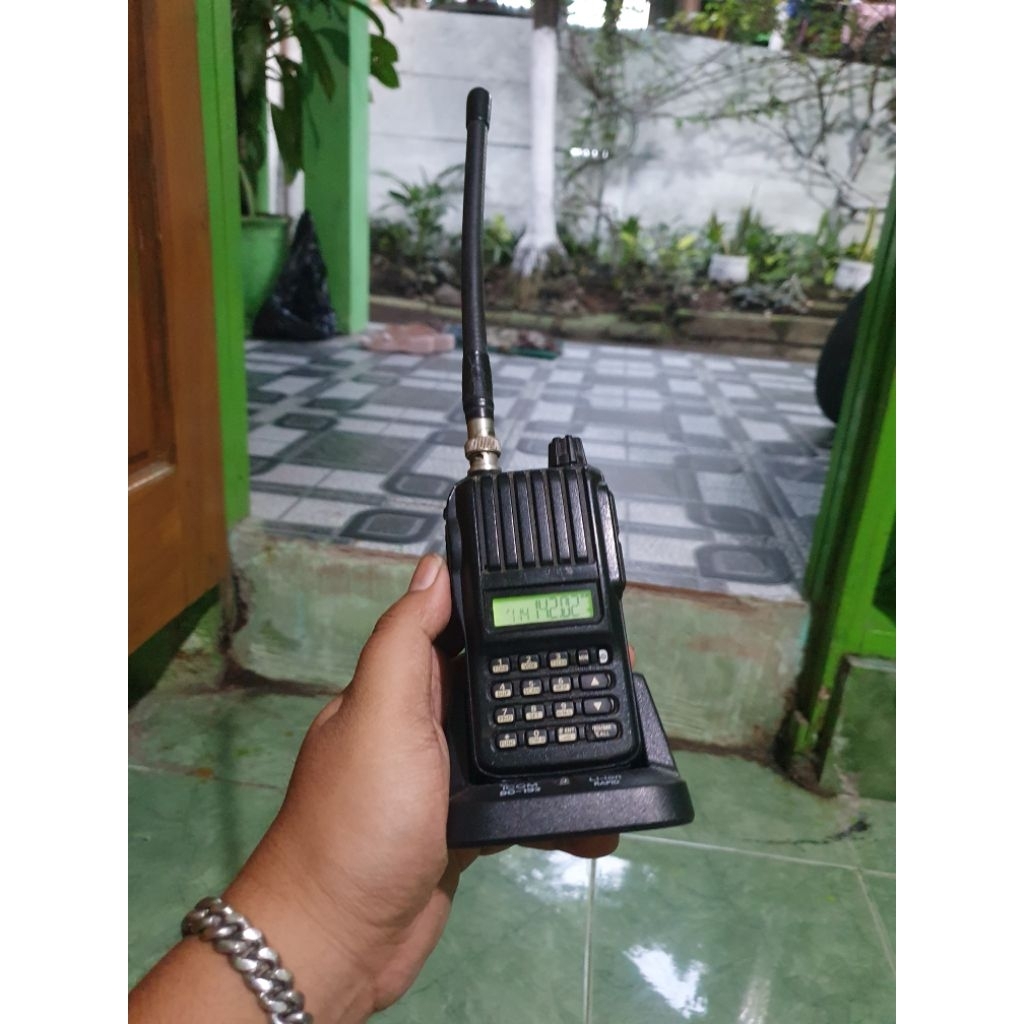 Ht Icom v80 ori jepang
