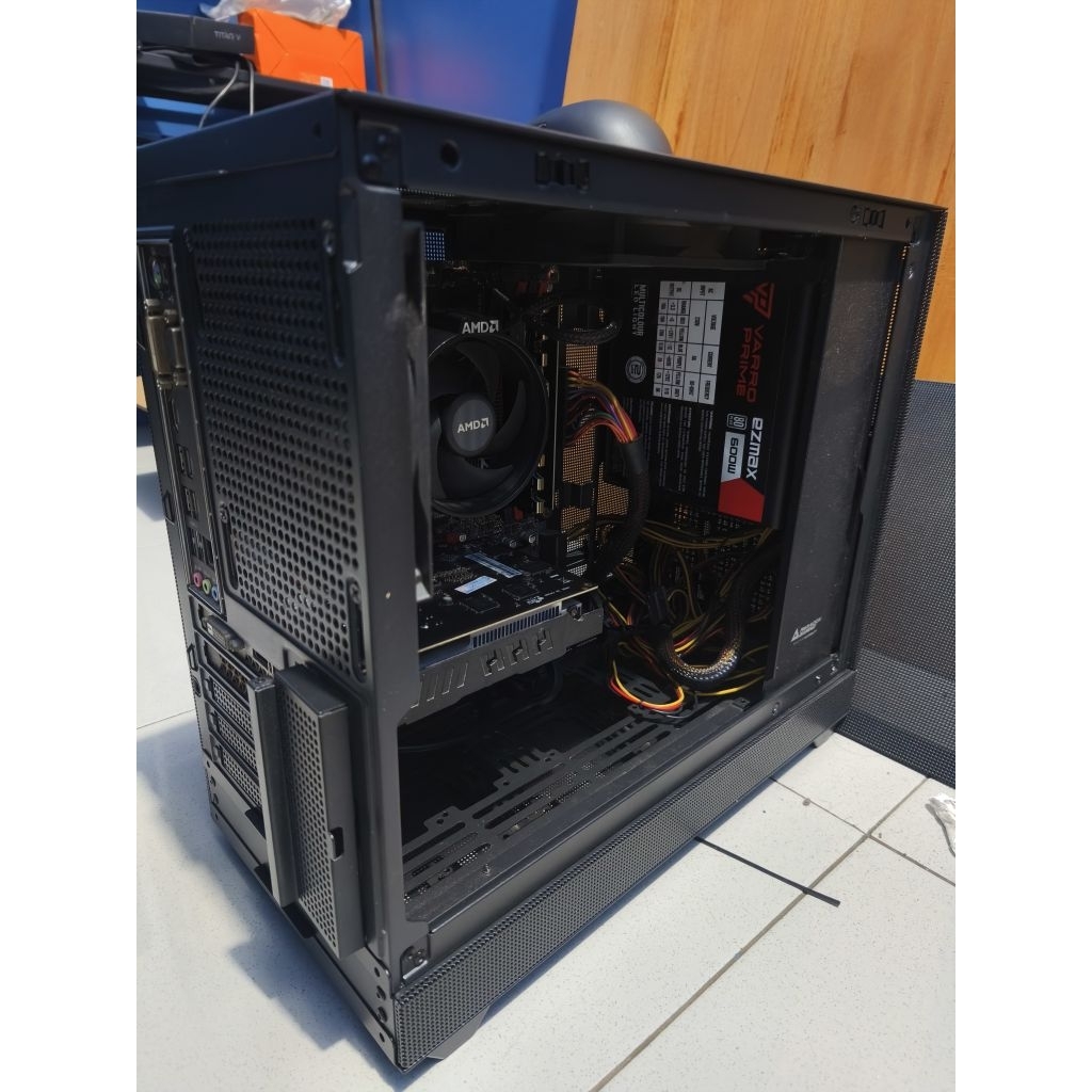 rakitan PC bekas pakai