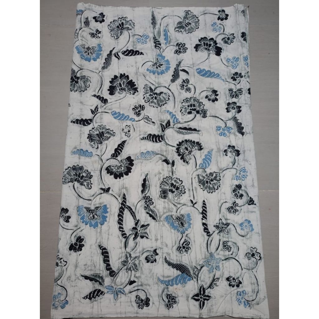 Batik Tulis Warna Alam Solo