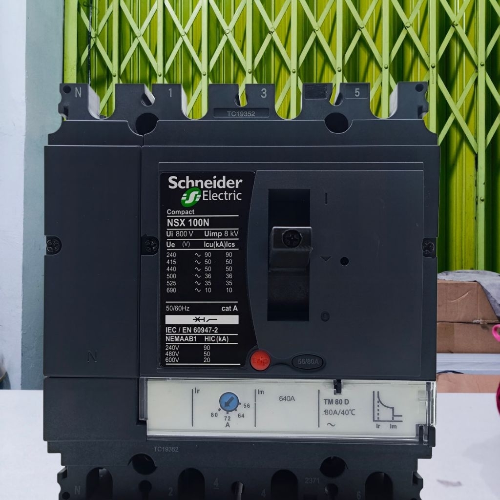 MCCB CIRCUIT BREAKER NSX100N 4P 80A NSX 100N 4P 80A TM80D 4POLE 4 POLE