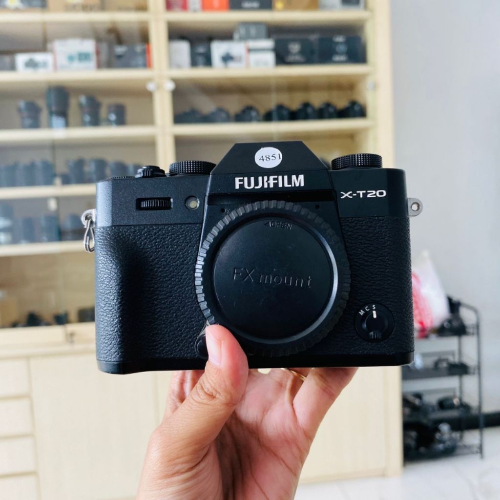 FUJIFILM XT20 BODY ONLY