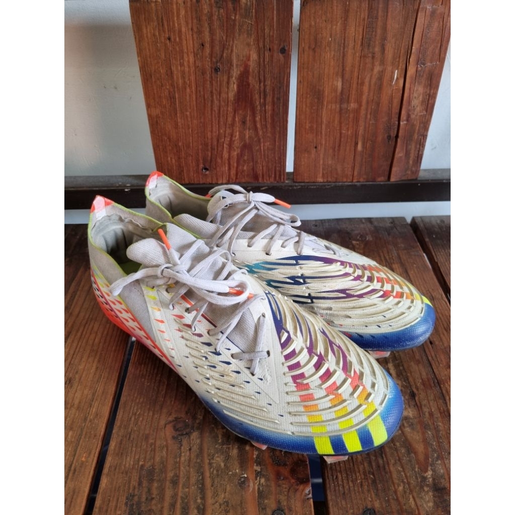 Sepatu Bola Adidas Predator Edge.1 FG