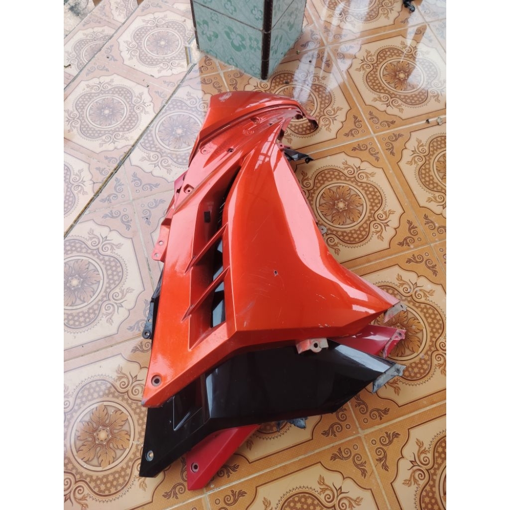 fairing kanan ninja 250fi Old(bahan ripen)