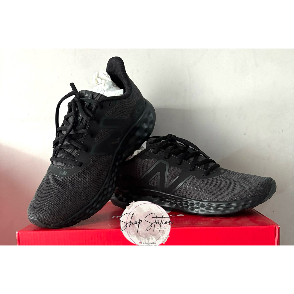 (BARU) NB RUNNING FULL BLACK SIZE 42