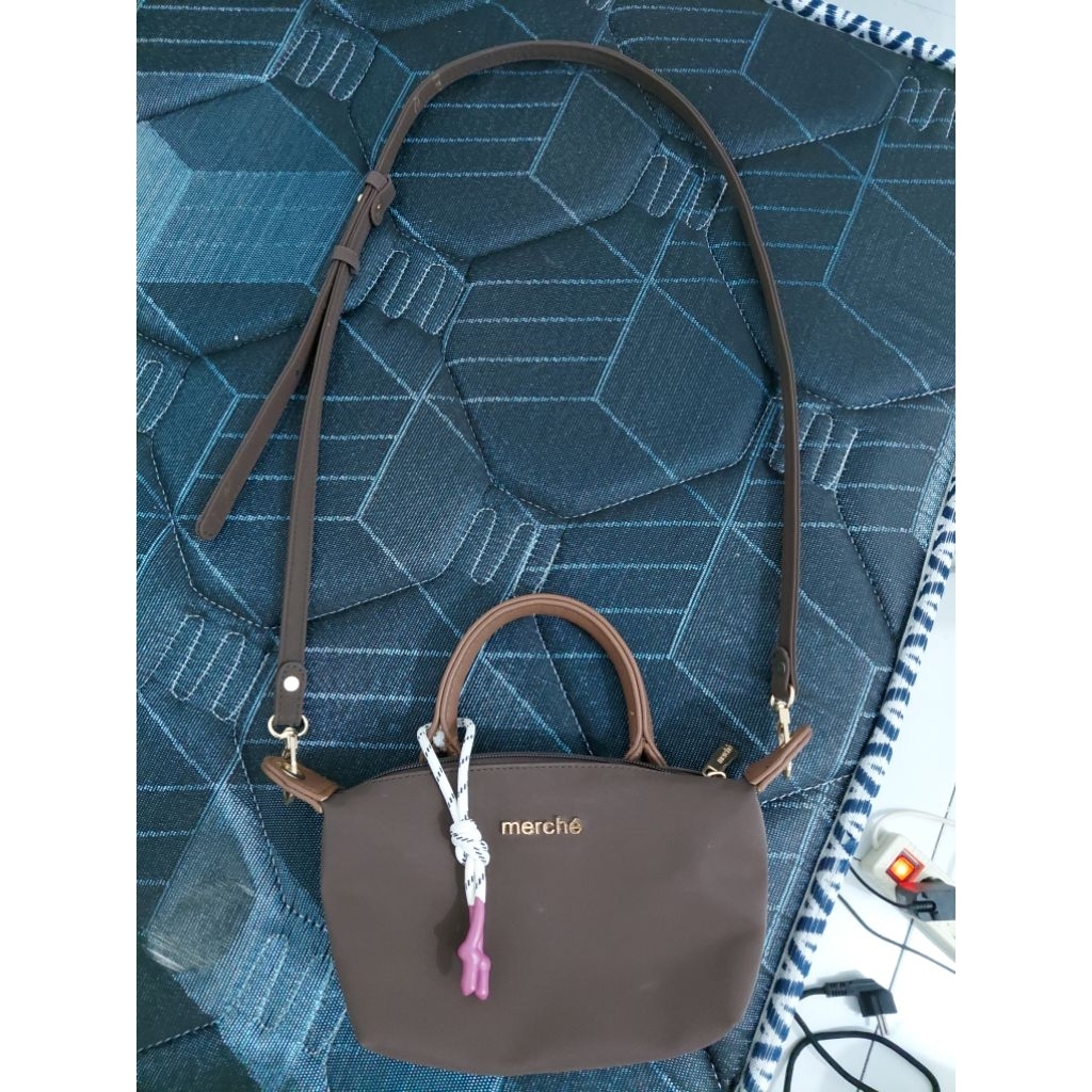 PrelovedMercheAlicePetite