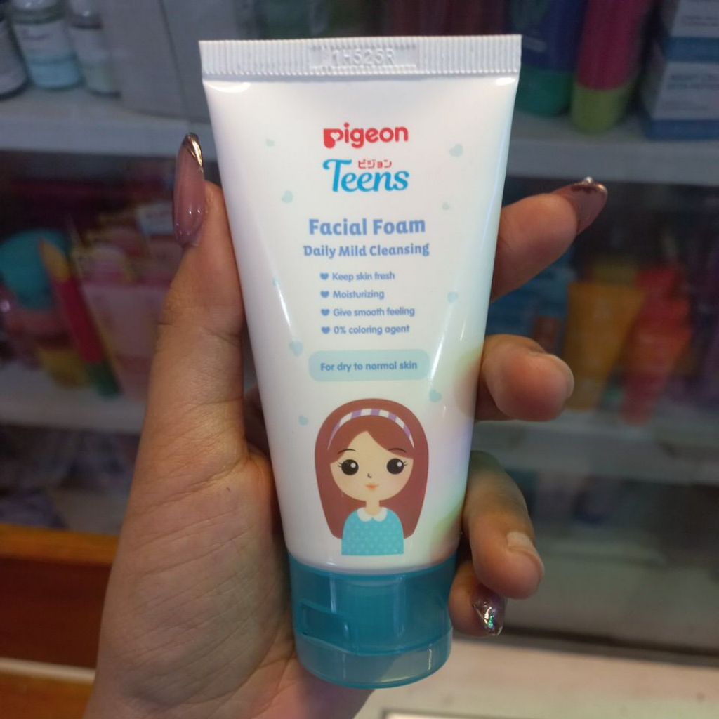 Pembersih Wajah Remaja Pigeon Facial Foam 40ml-100ml - Lembut, Menjaga Kelembaban, Formula Ringan