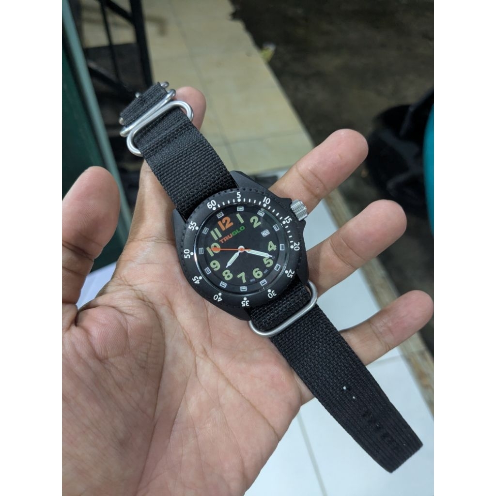 Jam tangan truglo tritium