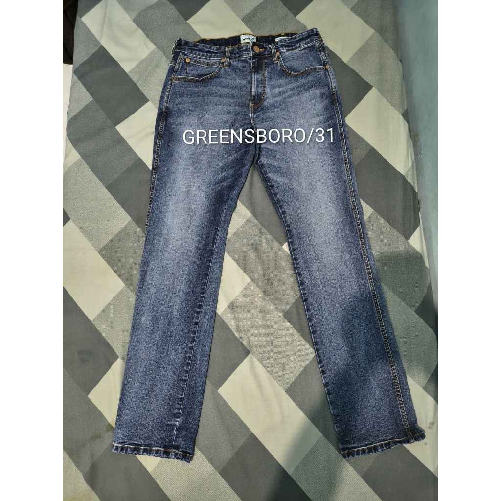 (SALE) CELANA DENIM WRANGLER GREENSBORO (NOT LEVIS, OLDBLUE, WINGMAN, SAGE OR NUDIE JEANS)