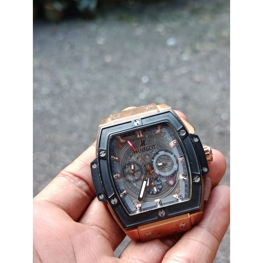 HUBLOT SENNA Champion 88 LIMITED EDITION S382 N141 Jam tangan Pria