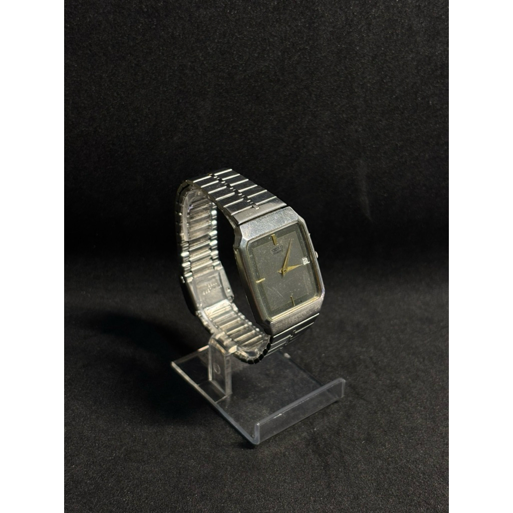 Jam Seiko Tank Quartz