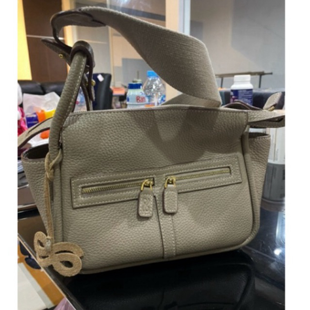 Little bunny bag preloved