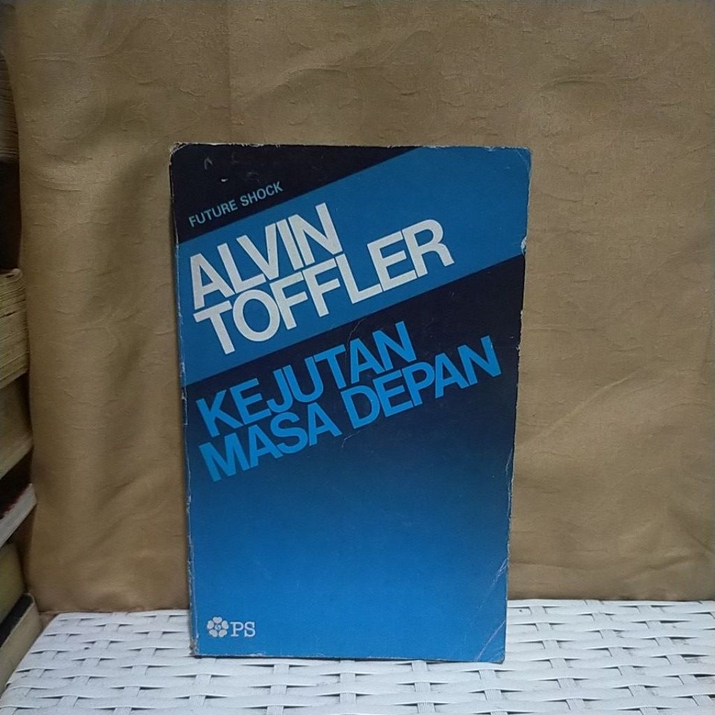 KEJUTAN MASA DEPAN - ALVIN TOFFLER