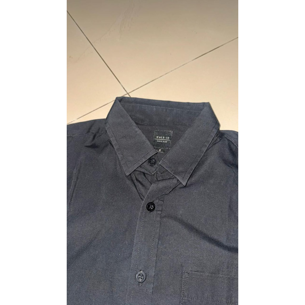 Kemeja Heymale Hitam | Kemeja Male.id Size s