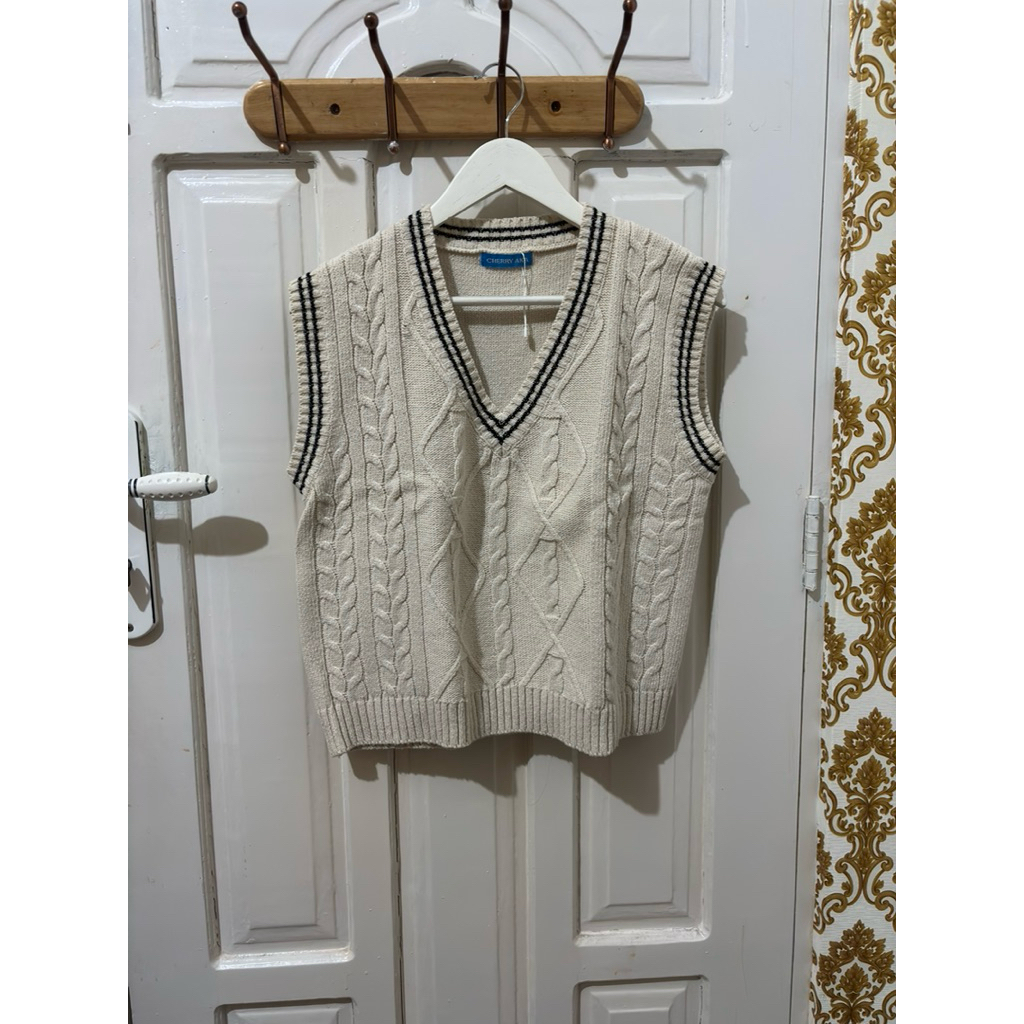 Preloved Vest Rompi Rajut