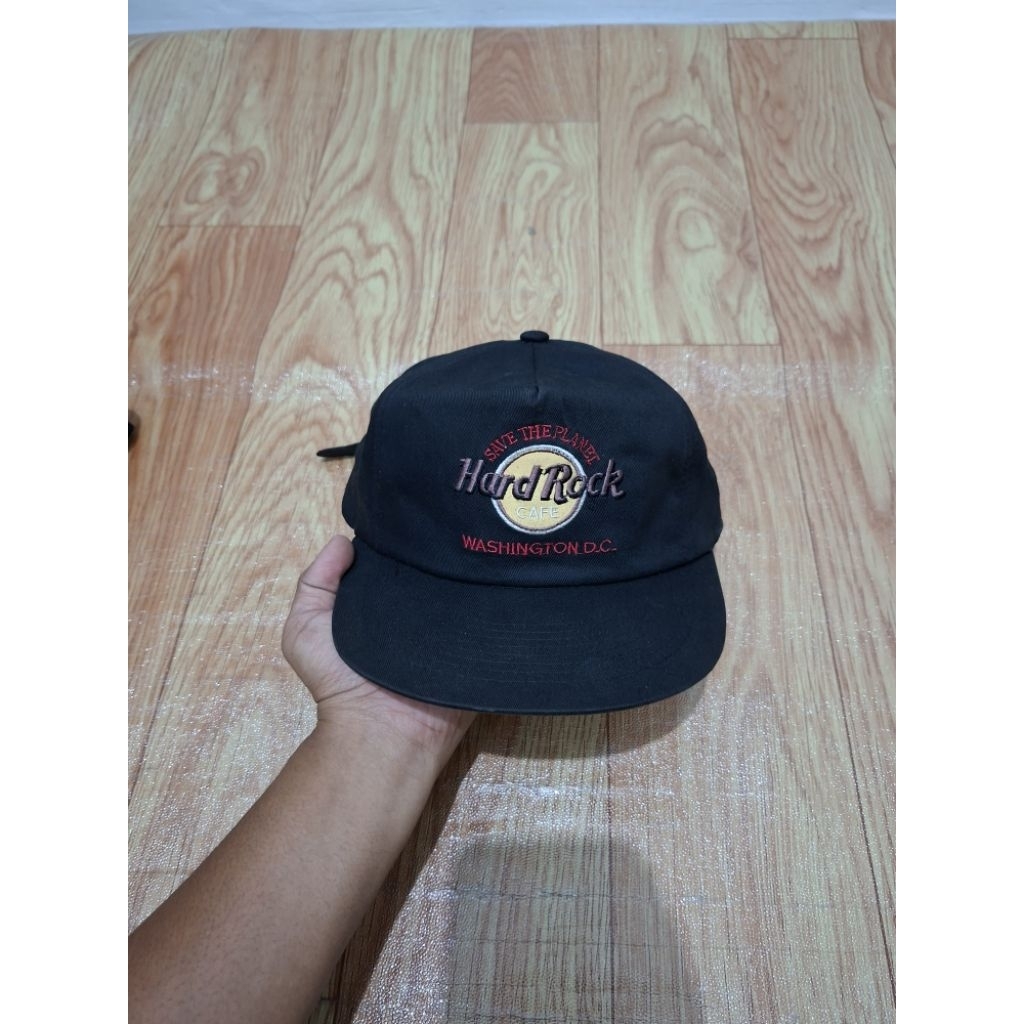 topi hard rock cafe