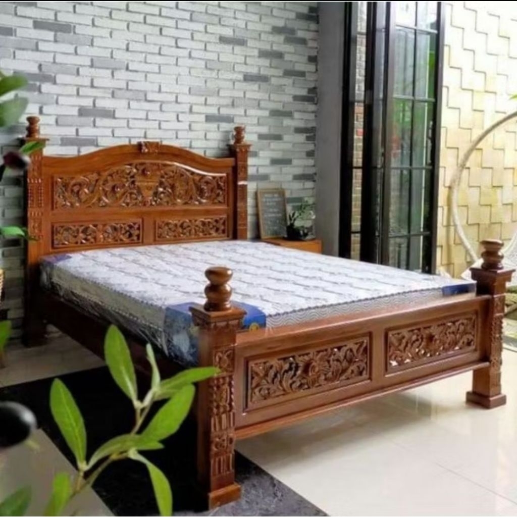 Dipan Tempat tidur  rahwana kayu jati jepara asli