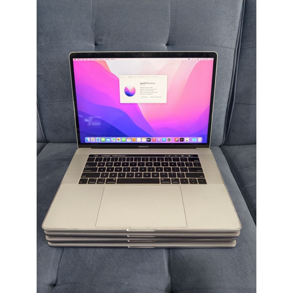 Macbook Pro 2019 15inch i9 16GB 512GB Second Original