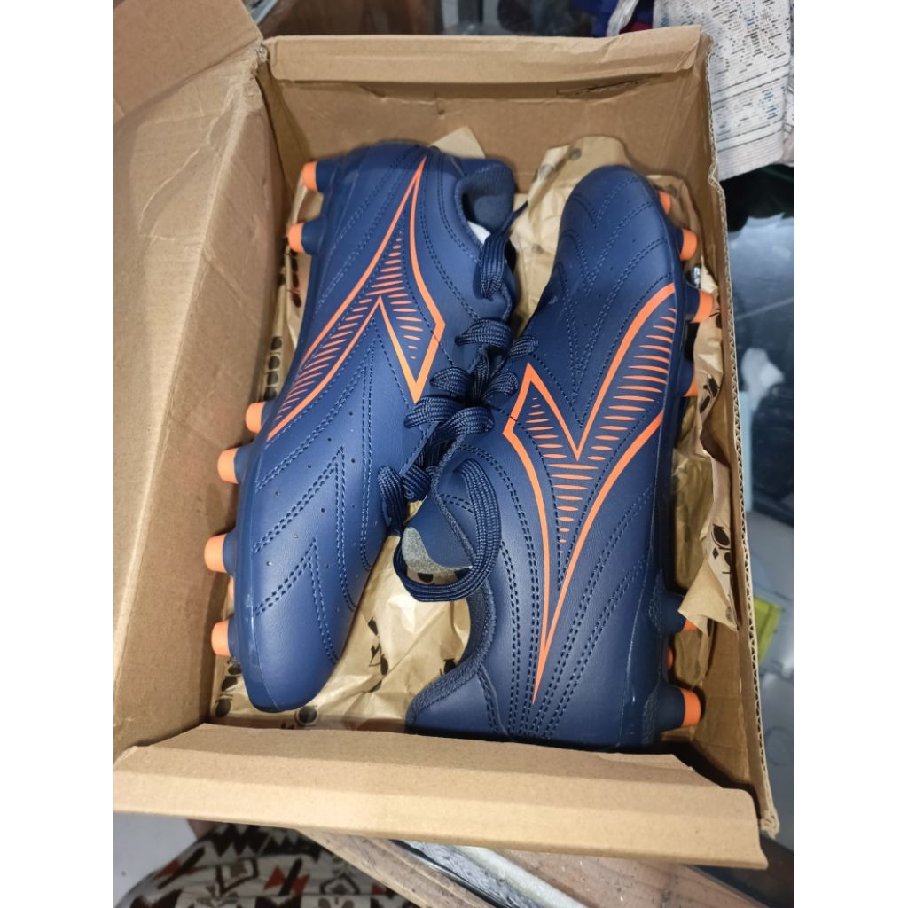 sepatu bola diadora PATRABU MG