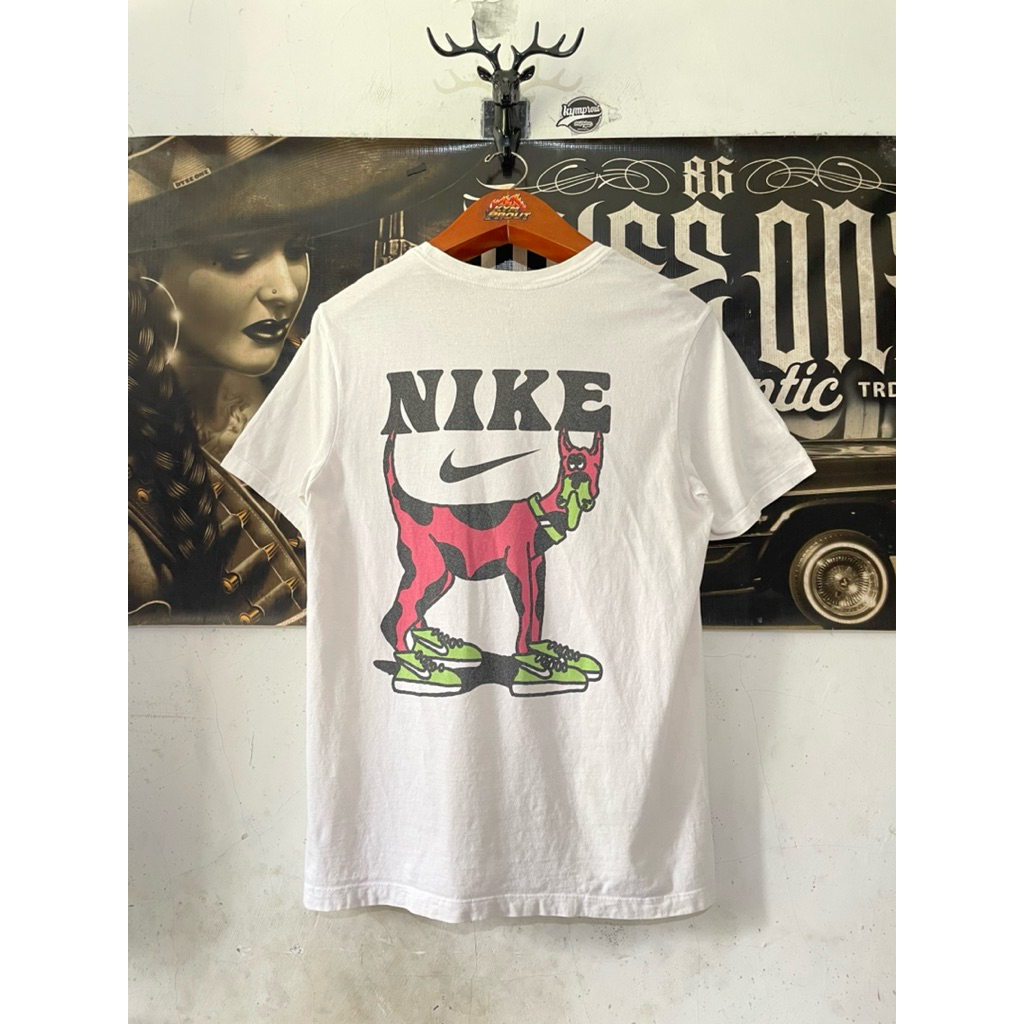 kaos nike second