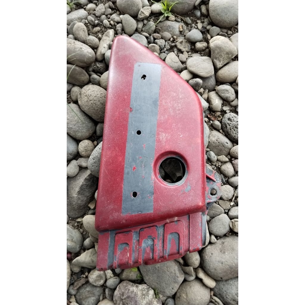 cover aki tepong aki dop aki cover side tutup aki kiri Yamaha RX100 rx100 RX 100 bekas