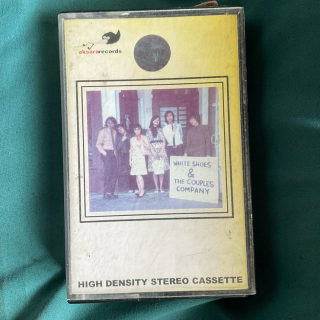 Kaset pita White Shoes & The Couples Company