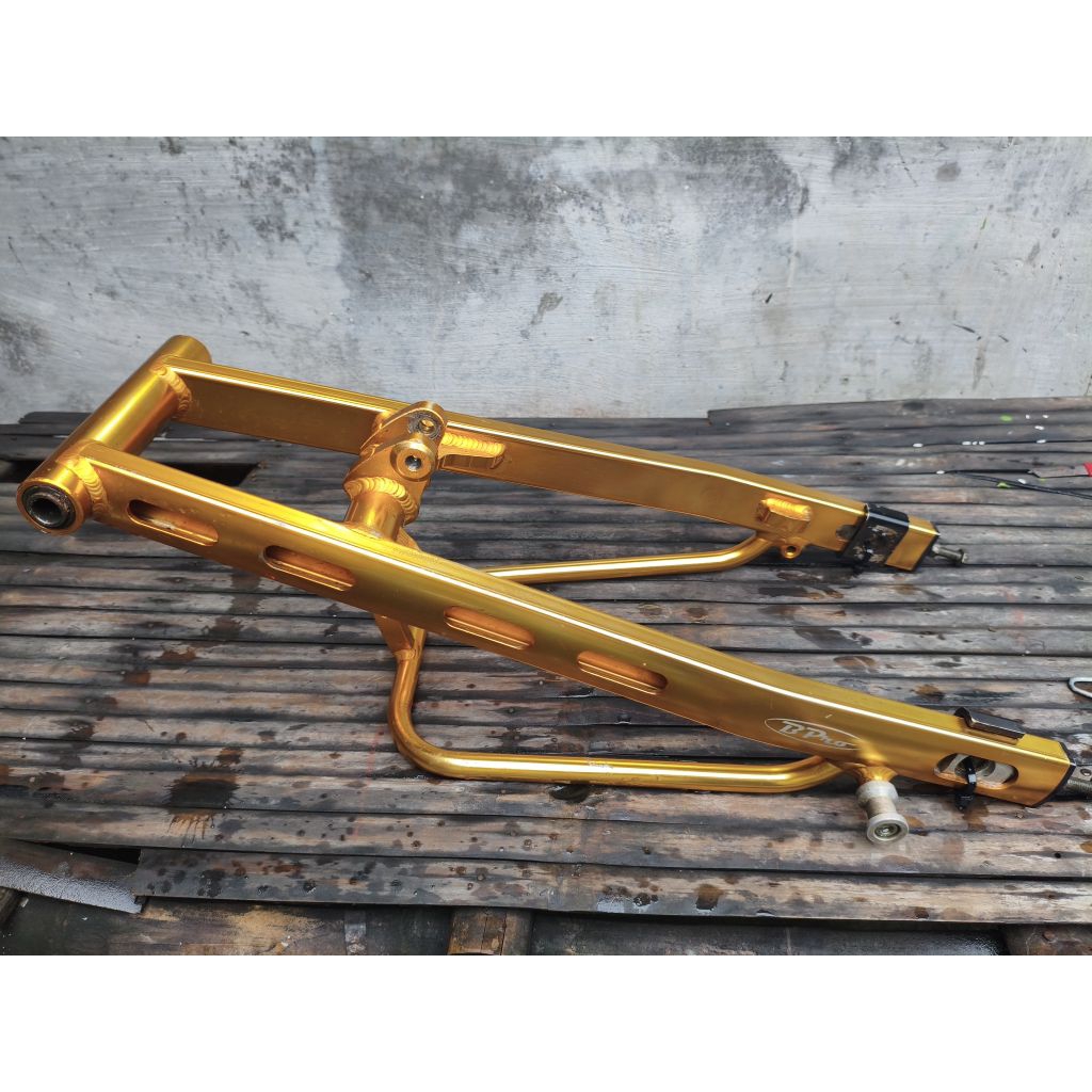 swing arm ninja RR BPRO GOLD ORIGINAL BEKAS