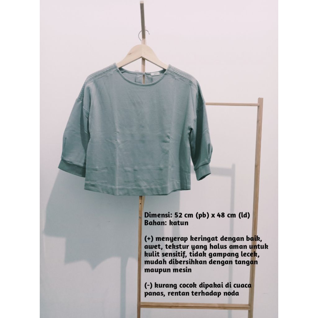 blouse katun sage green lengan 7/8